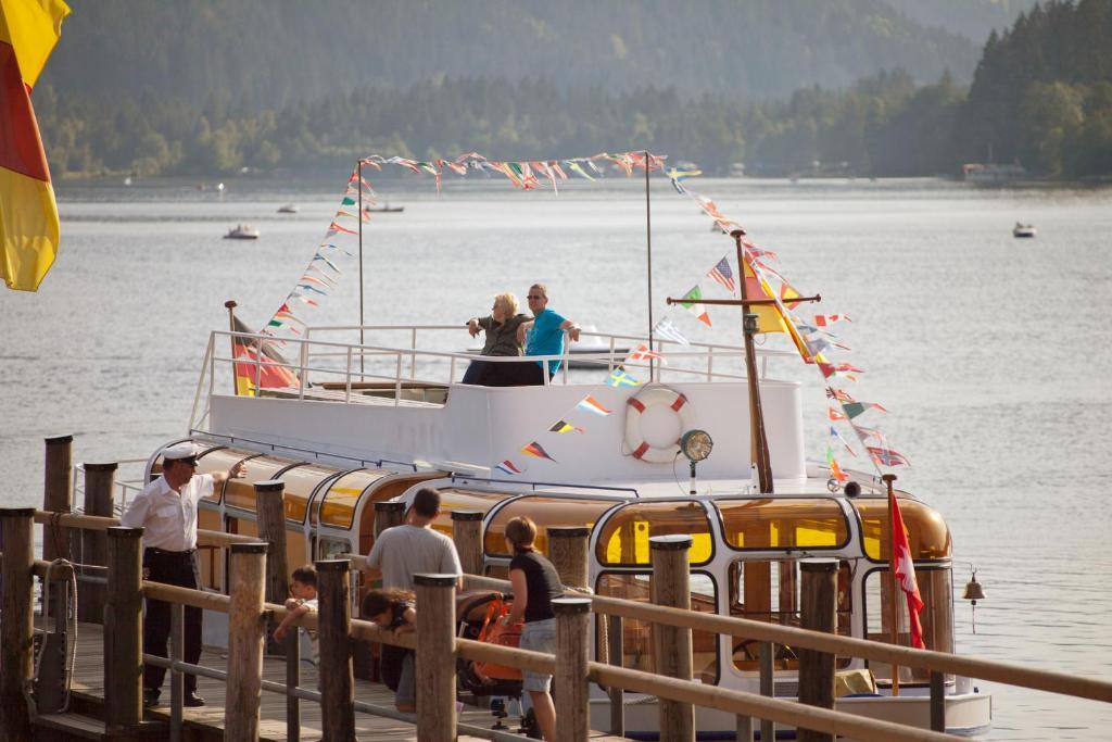 Gaestehaus Waldeck Titisee-Neustadt Exterior photo